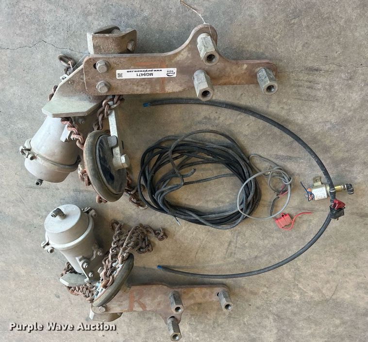 image for item MG9471 Insta-Chain automatic tire chains