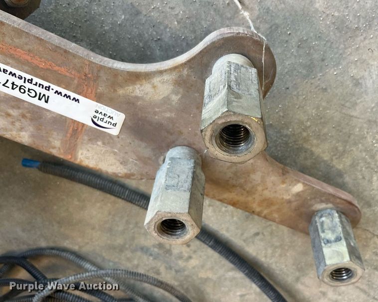 image for item MG9471 Insta-Chain automatic tire chains