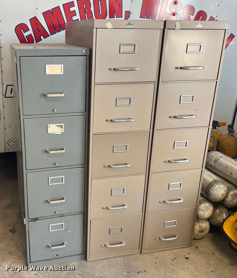 image for item MG9478 (3) metal file cabinets