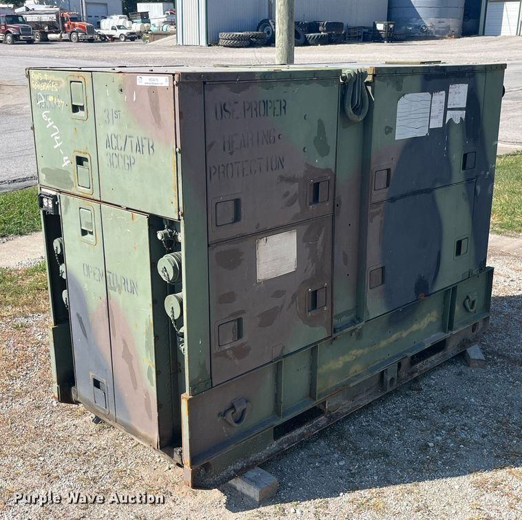 image for item MG9479 1986 John R Hollingsworth Co. MEP-005A  generator