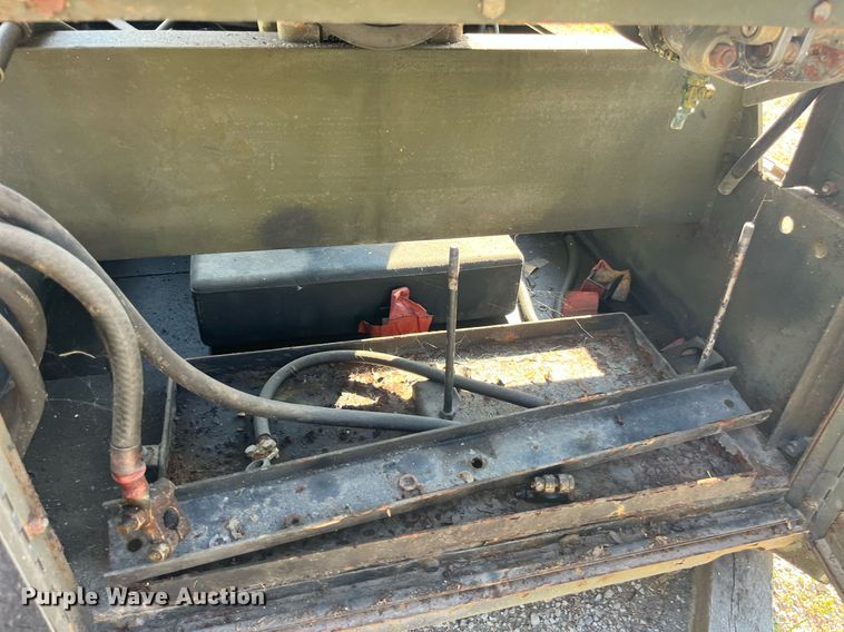 image for item MG9479 1986 John R Hollingsworth Co. MEP-005A  generator