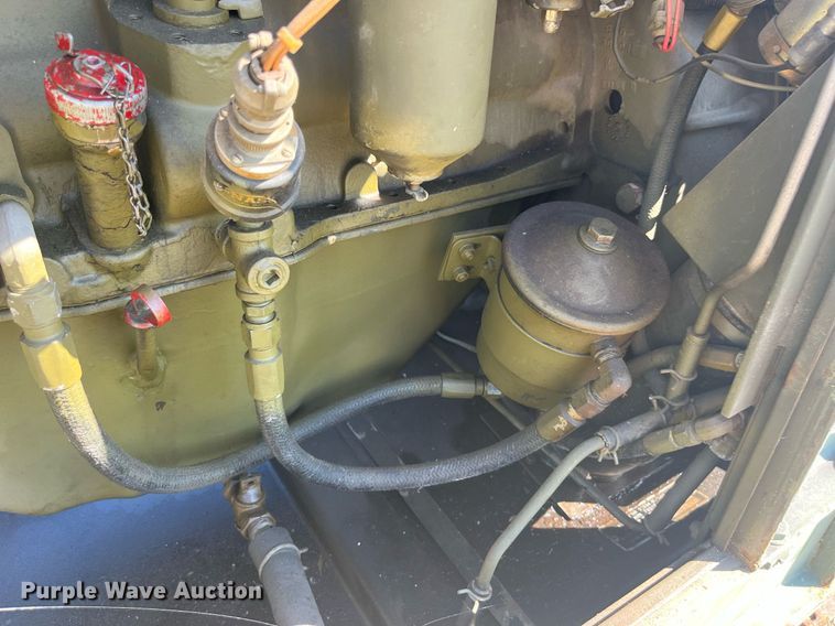 image for item MG9479 1986 John R Hollingsworth Co. MEP-005A  generator