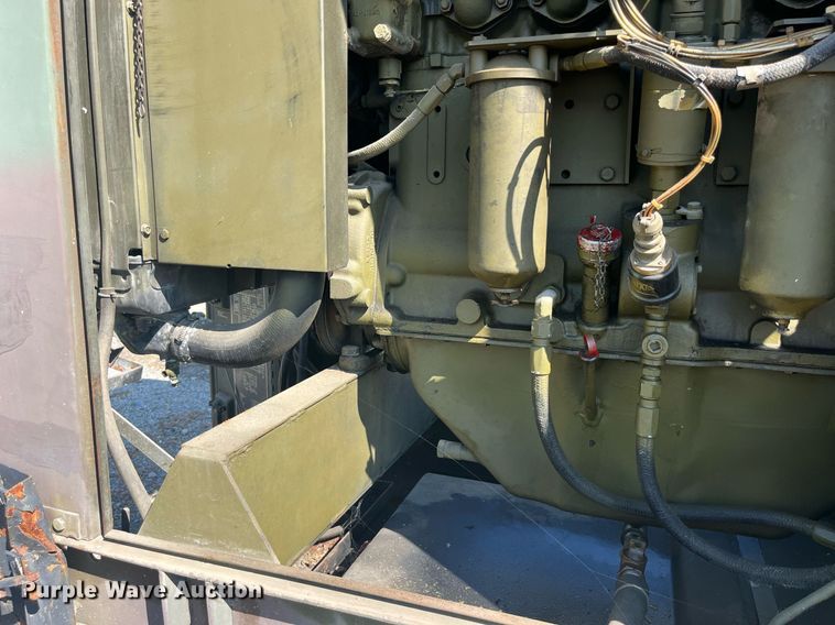 image for item MG9479 1986 John R Hollingsworth Co. MEP-005A  generator