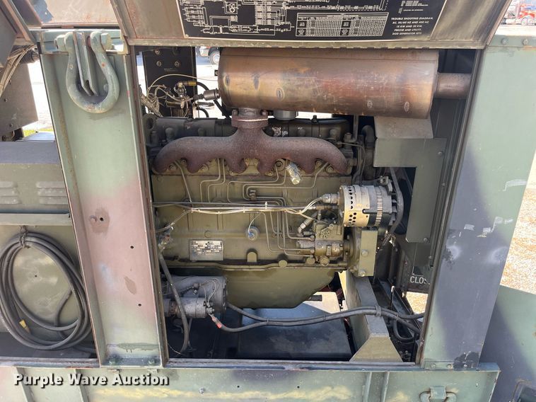 image for item MG9479 1986 John R Hollingsworth Co. MEP-005A  generator