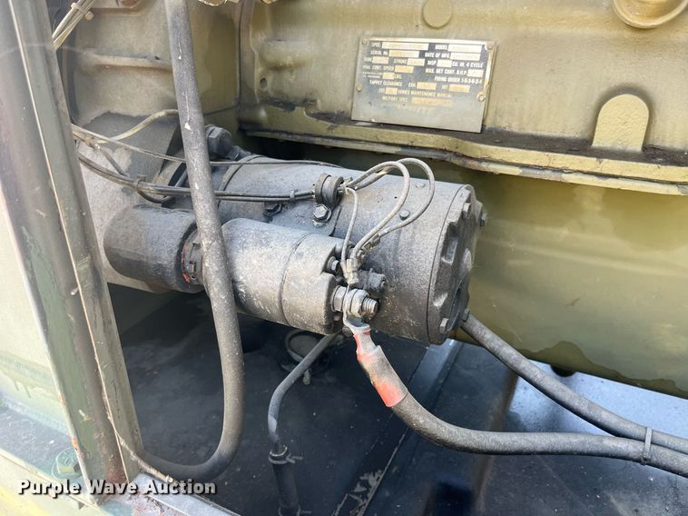 image for item MG9479 1986 John R Hollingsworth Co. MEP-005A  generator