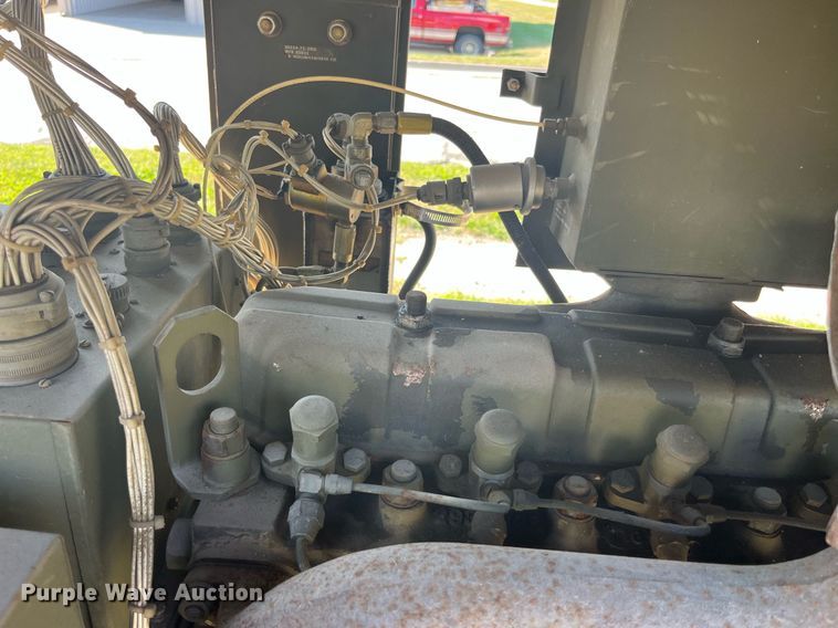 image for item MG9479 1986 John R Hollingsworth Co. MEP-005A  generator