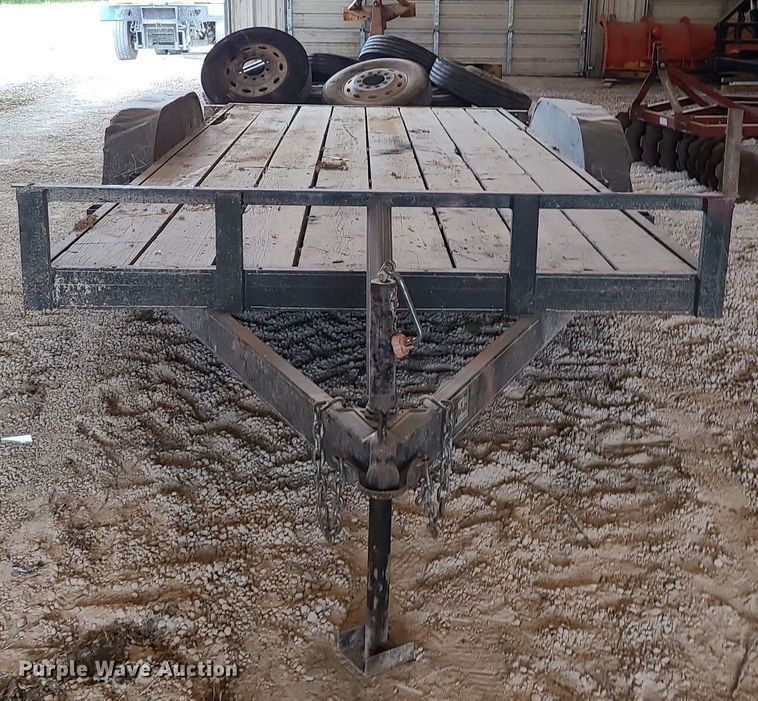 image for item MG9714 1998 Morris Farms  utility trailer