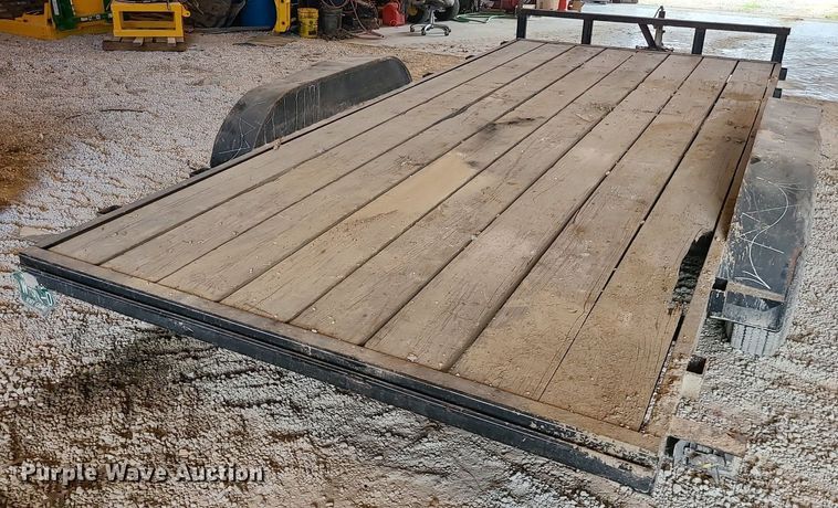 image for item MG9714 1998 Morris Farms  utility trailer