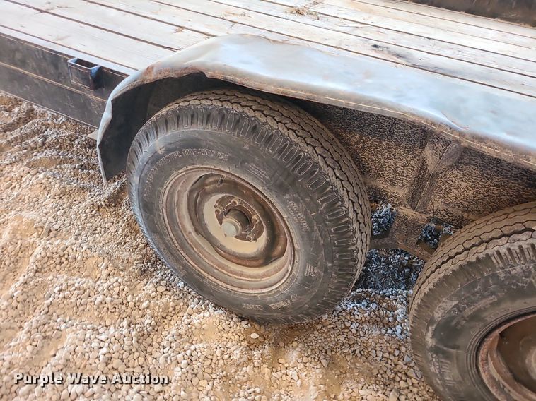 image for item MG9714 1998 Morris Farms  utility trailer