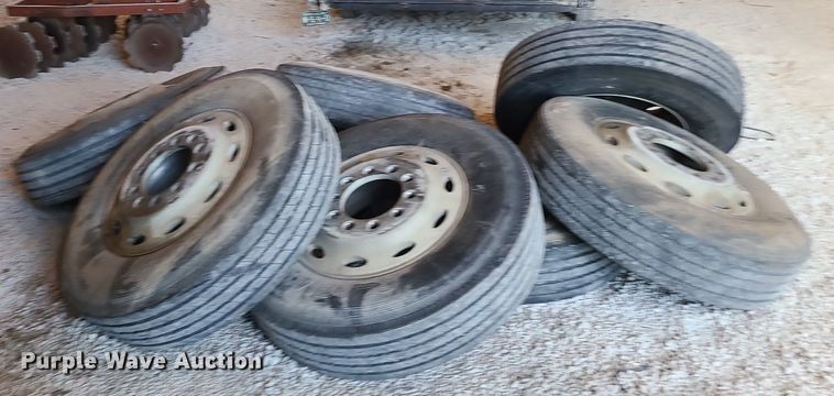image for item MG9716 (6) 11R25.5 tires and wheels
