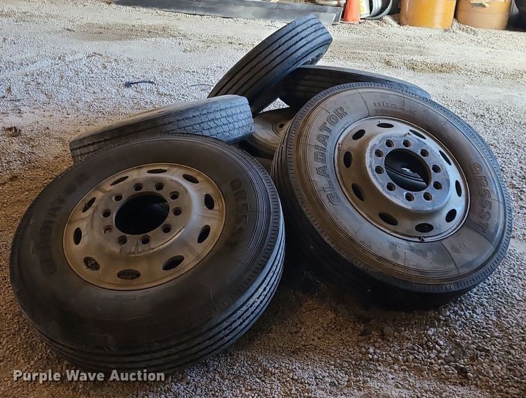 image for item MG9716 (6) 11R25.5 tires and wheels