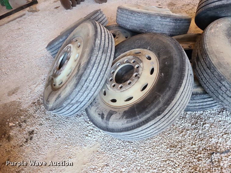 image for item MG9716 (6) 11R25.5 tires and wheels