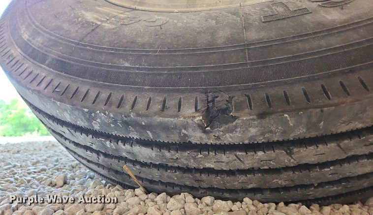 image for item MG9716 (6) 11R25.5 tires and wheels