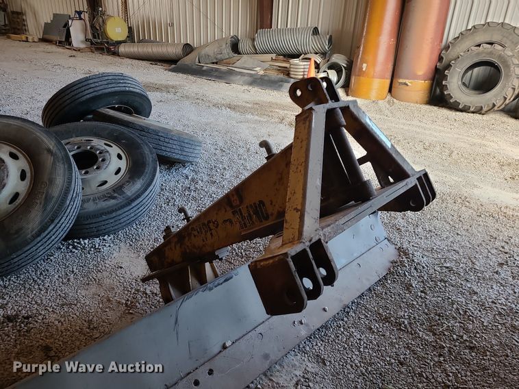 image for item MG9717 8'W  blade