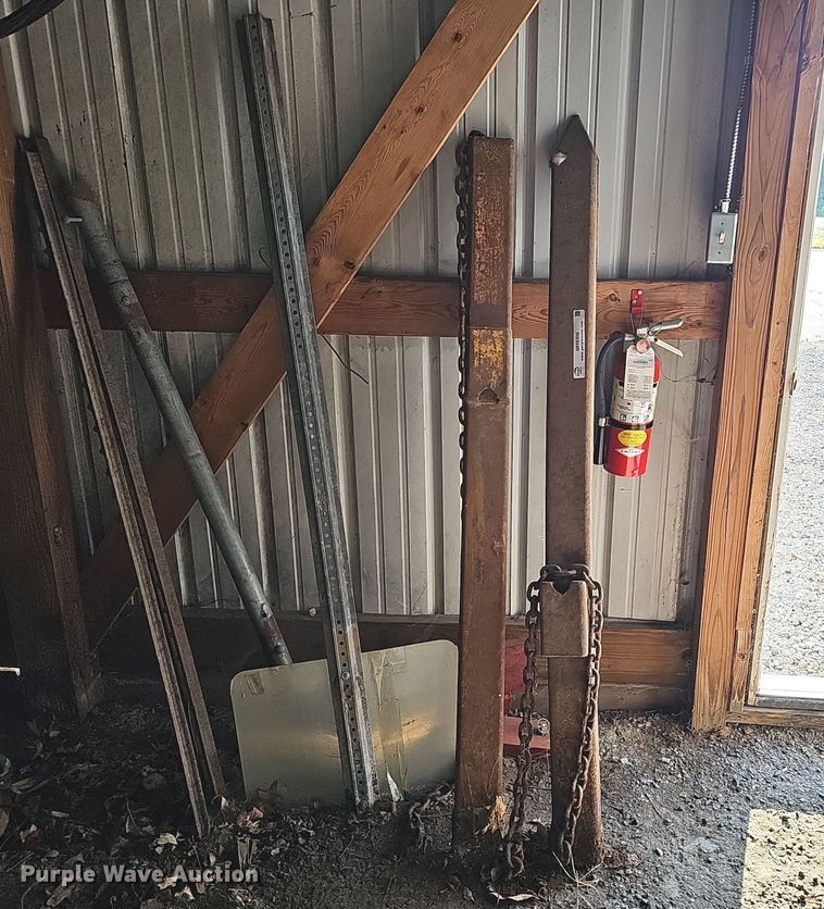 image for item MH9306 (2) 64"L fork attachment