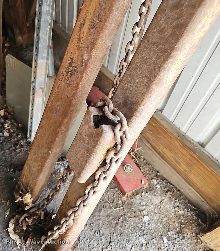 image for item MH9306 (2) 64"L fork attachment