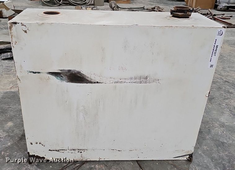 image for item MH9307 Auxiliary fuel tank