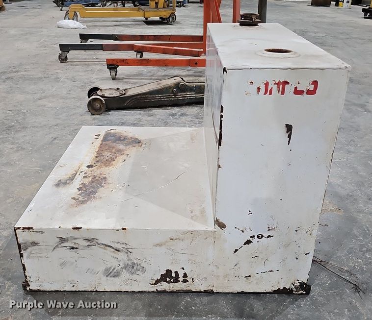 image for item MH9307 Auxiliary fuel tank