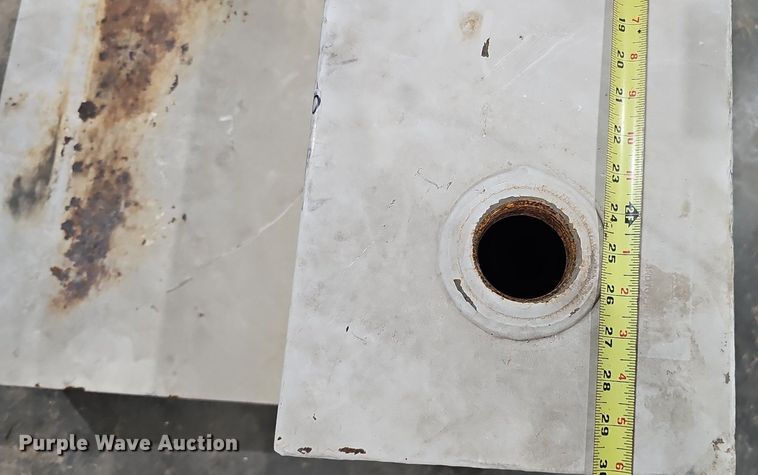 image for item MH9307 Auxiliary fuel tank