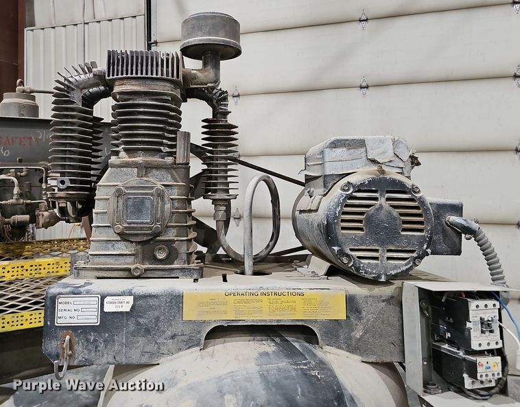 image for item MH9308 Classic Compressors C7180230V4  air compressor