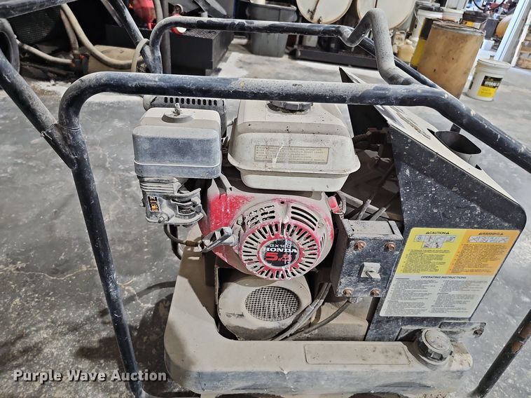 image for item MH9309 Mi-T-M HSP-2003-OMGH  pressure washer