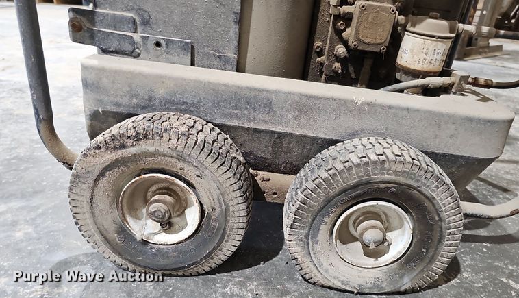 image for item MH9309 Mi-T-M HSP-2003-OMGH  pressure washer