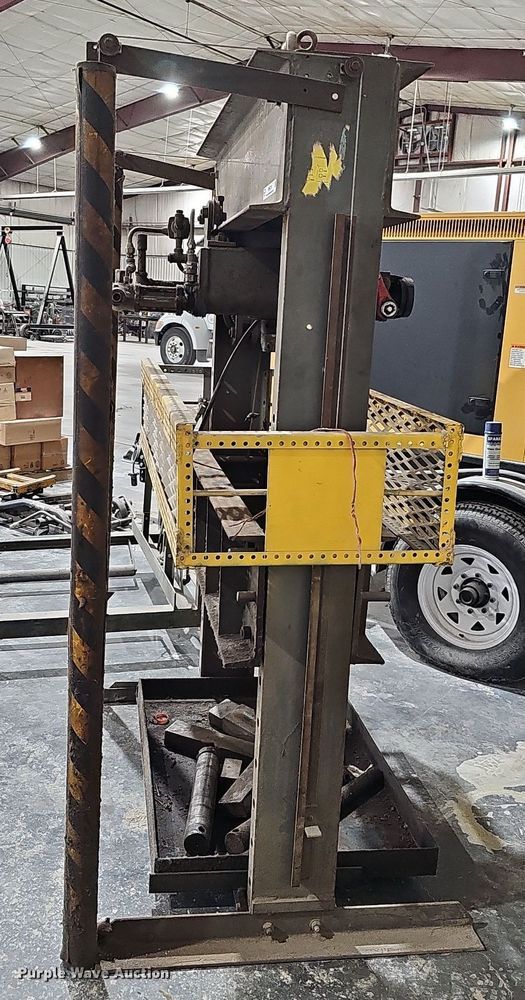 image for item MH9310 Dake 6-475  hydraulic press