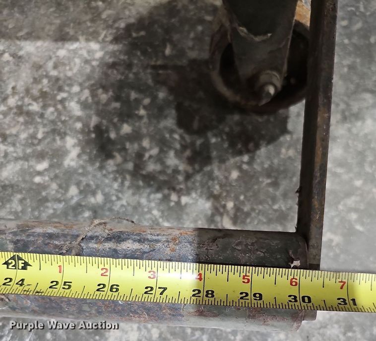 image for item MH9311 Engine jack