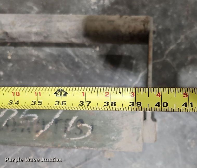 image for item MH9311 Engine jack