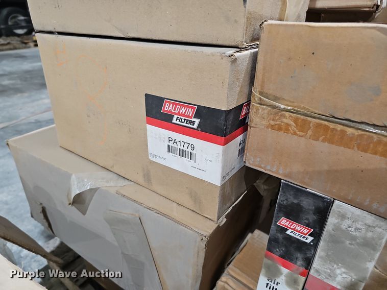 image for item MH9315 Automotive air filters