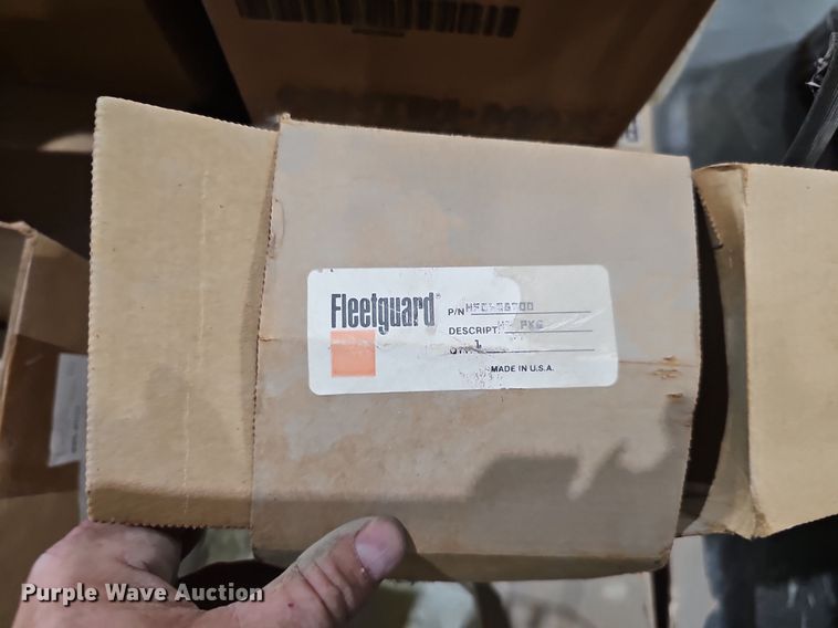 image for item MH9317 Mack   truck parts