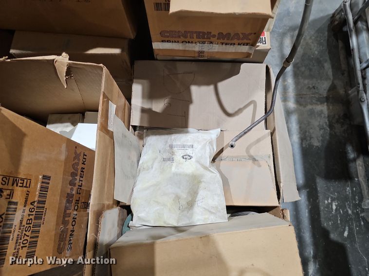 image for item MH9317 Mack   truck parts