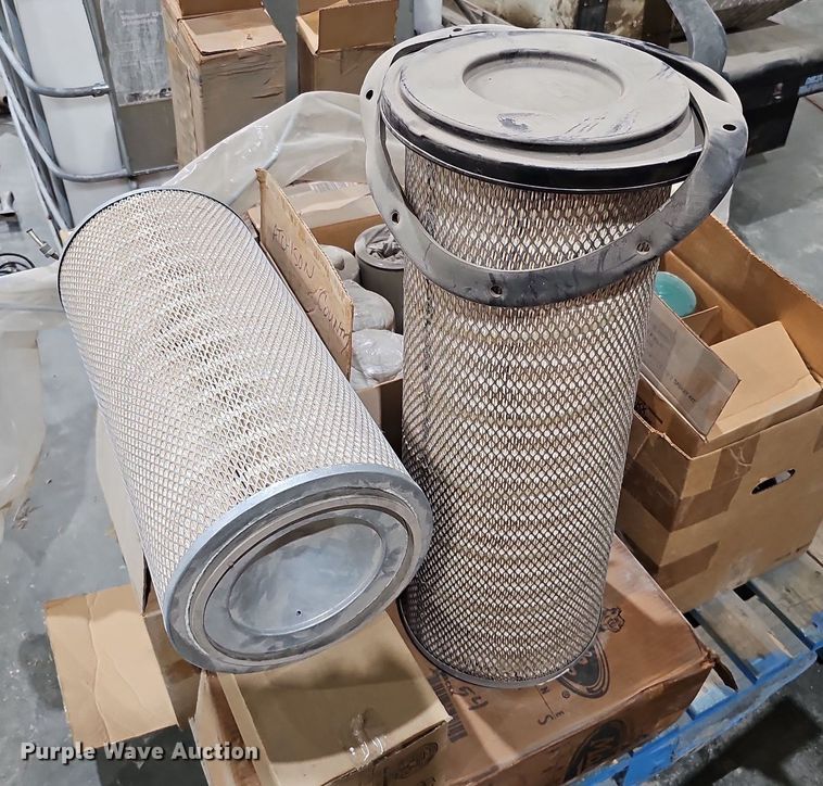 image for item MH9317 Mack   truck parts