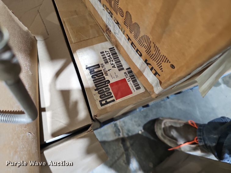 image for item MH9317 Mack   truck parts