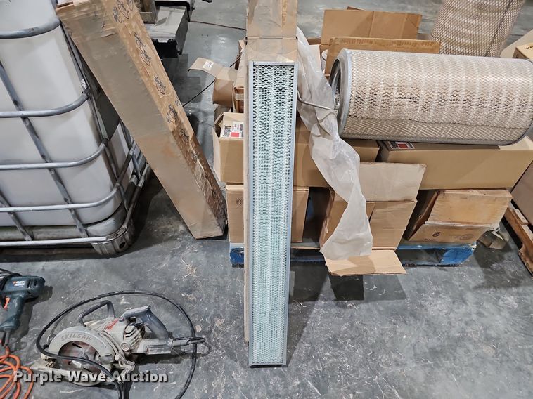 image for item MH9317 Mack   truck parts