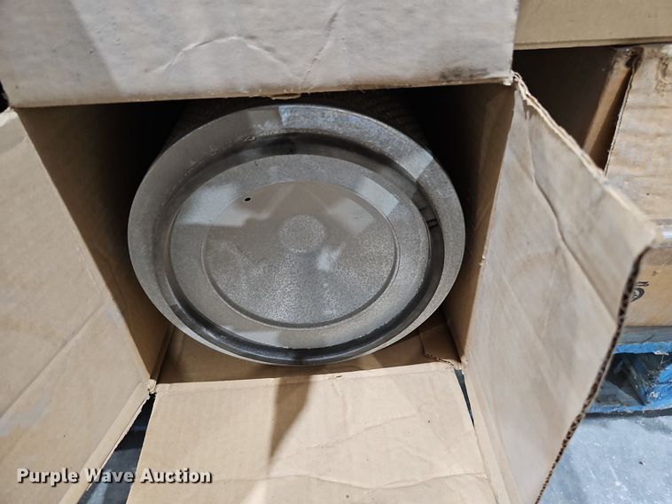 image for item MH9317 Mack   truck parts