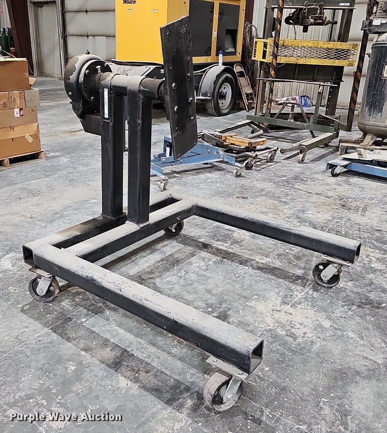 image for item MH9319 Engine stand