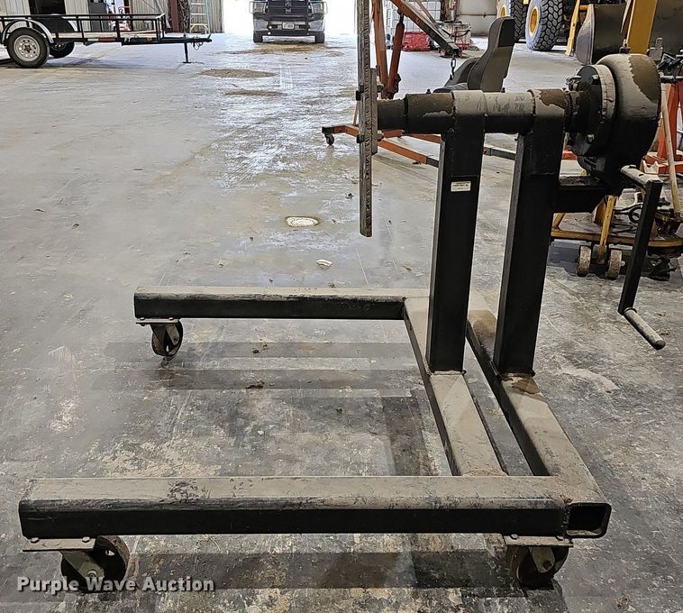 image for item MH9319 Engine stand