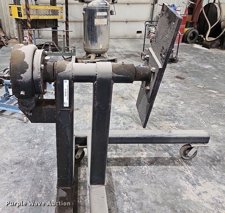 image for item MH9319 Engine stand