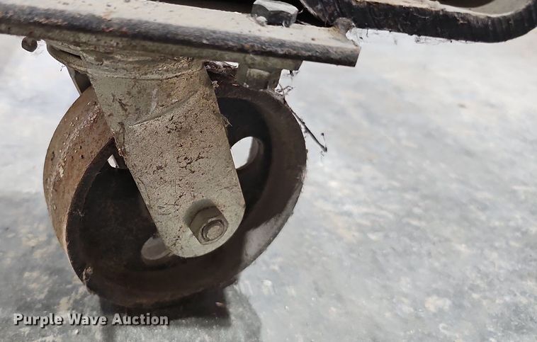 image for item MH9319 Engine stand