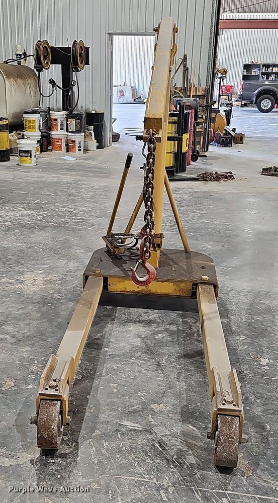 image for item MH9320 HM 4000AM  engine hoist