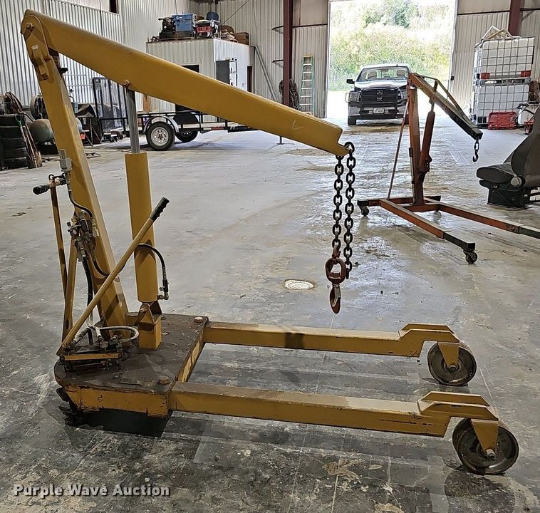 image for item MH9320 HM 4000AM  engine hoist
