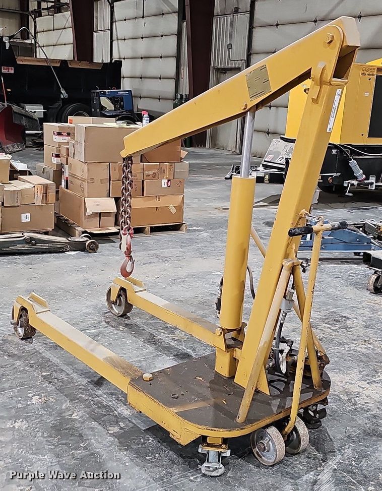 image for item MH9320 HM 4000AM  engine hoist