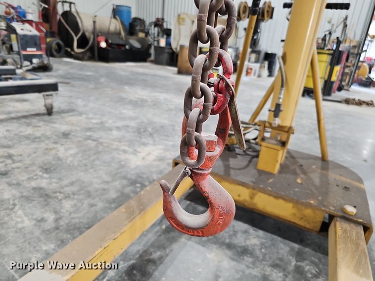 image for item MH9320 HM 4000AM  engine hoist