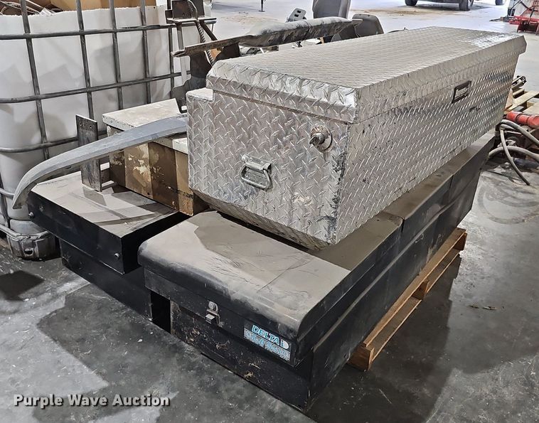 image for item MH9322 (4) toolboxes