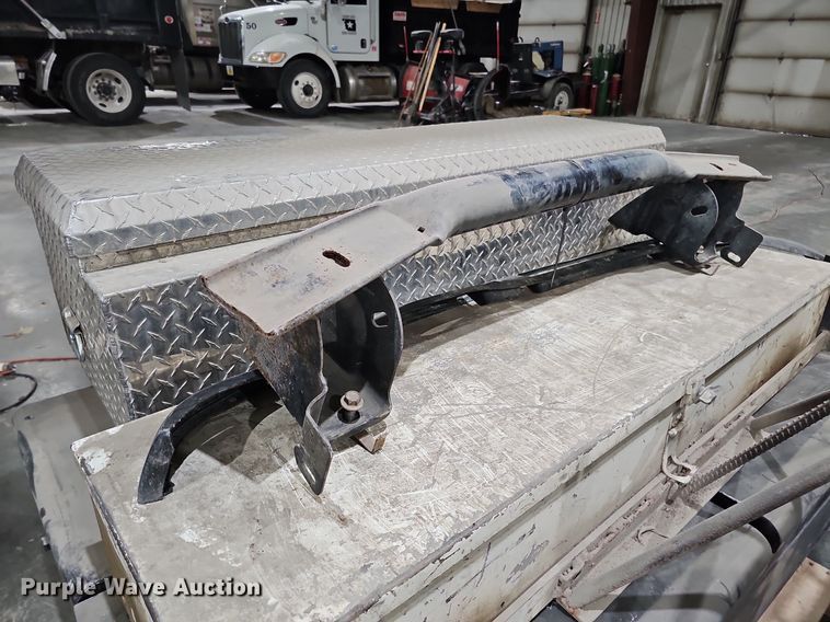 image for item MH9322 (4) toolboxes