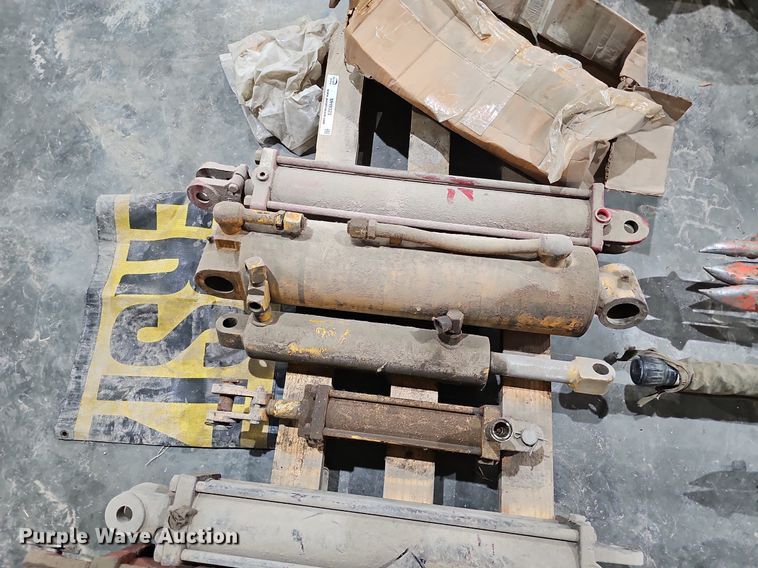 image for item MH9323 Tools