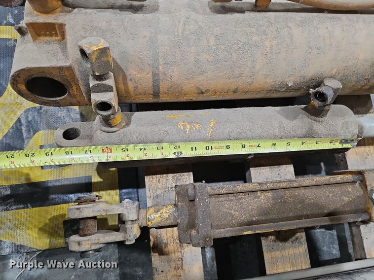 image for item MH9323 Tools