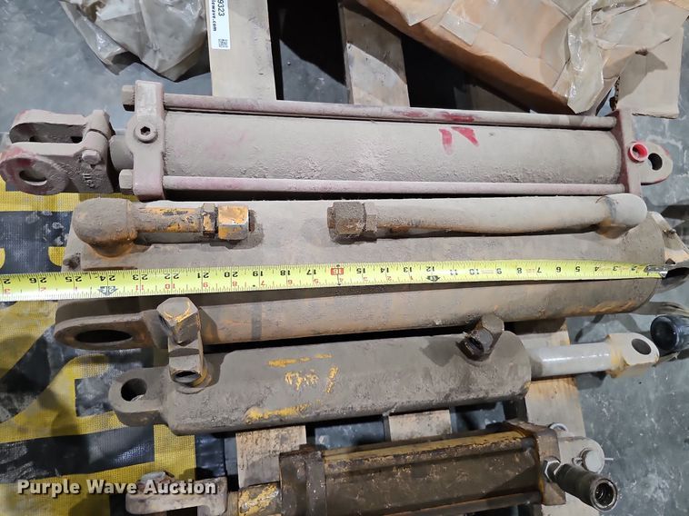 image for item MH9323 Tools