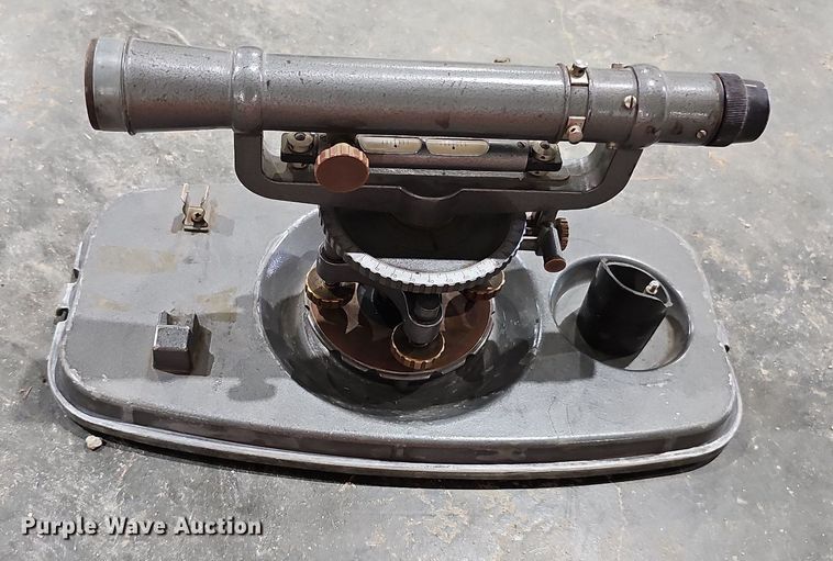 image for item MH9325 Survey equipment